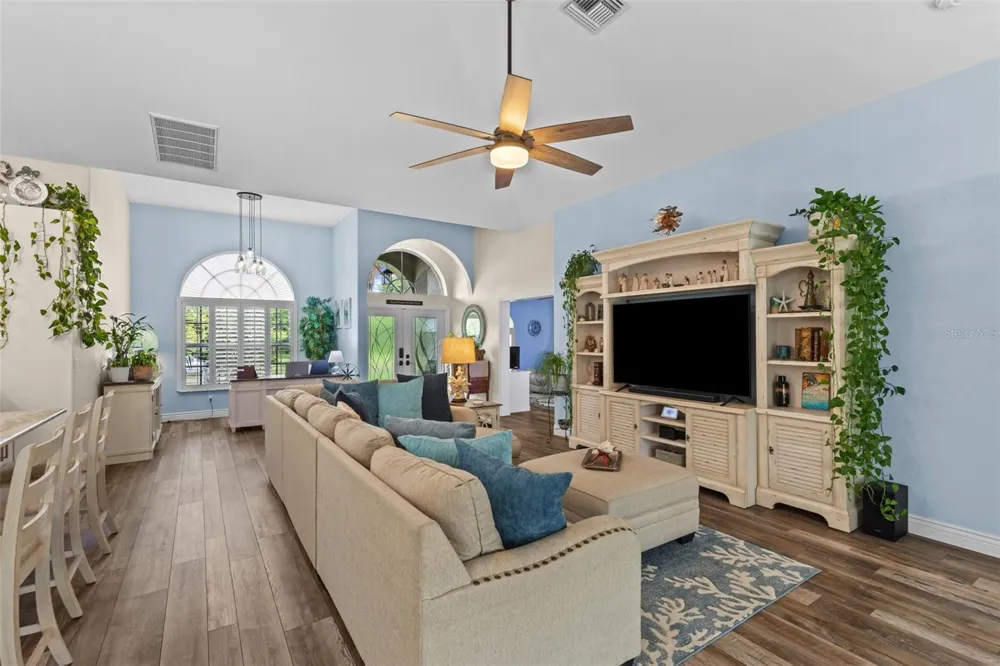441 NE 5TH AVENUE Cape Coral, FL 33909