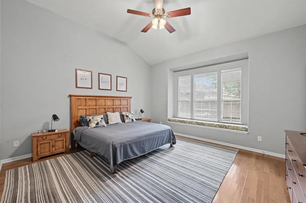 22 S Bristol Oak Circle Spring, TX 77382