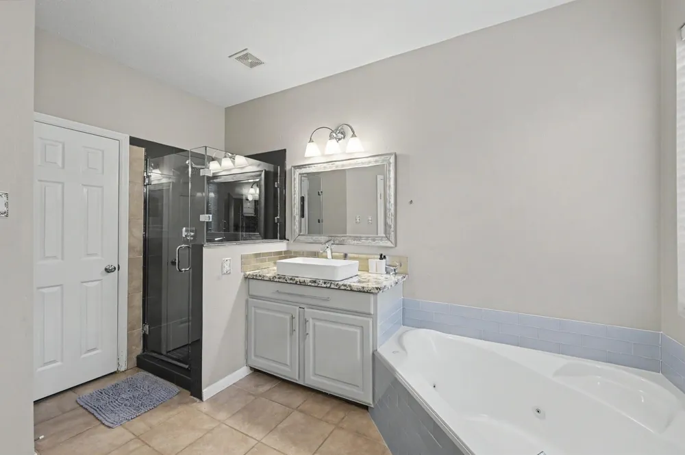 22 S Bristol Oak Circle Spring, TX 77382