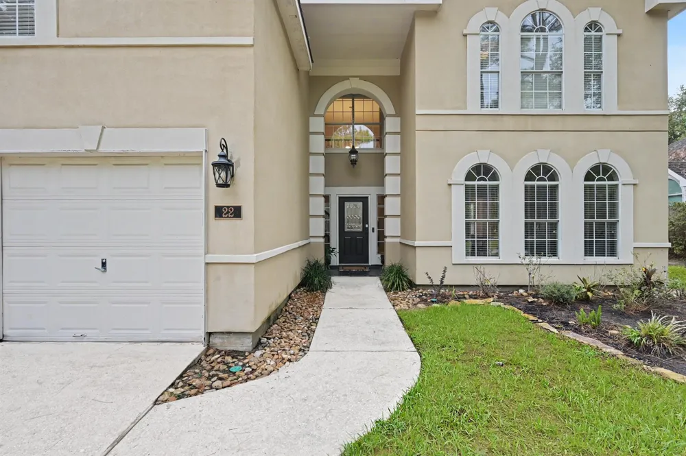22 S Bristol Oak Circle Spring, TX 77382