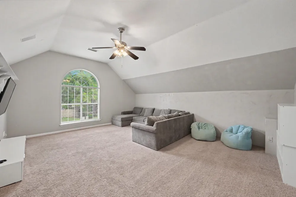 22 S Bristol Oak Circle Spring, TX 77382