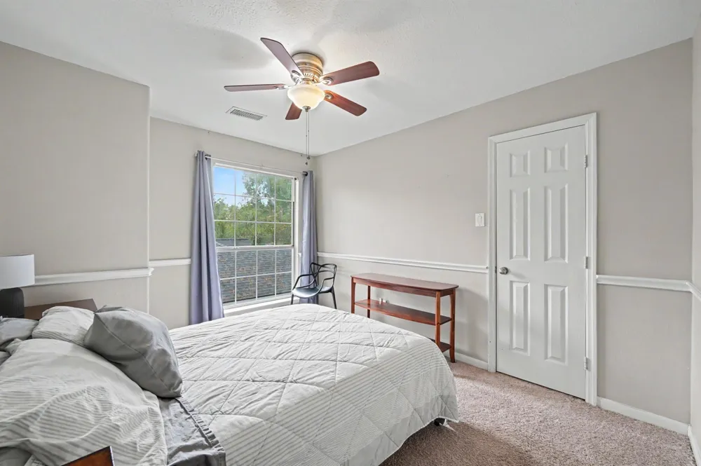 22 S Bristol Oak Circle Spring, TX 77382