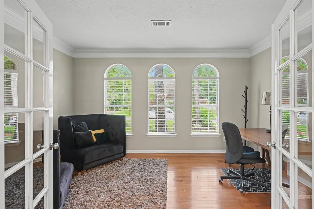 22 S Bristol Oak Circle Spring, TX 77382