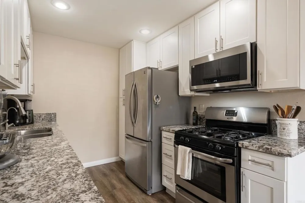 1313 Via Santiago #A Corona, CA 92882