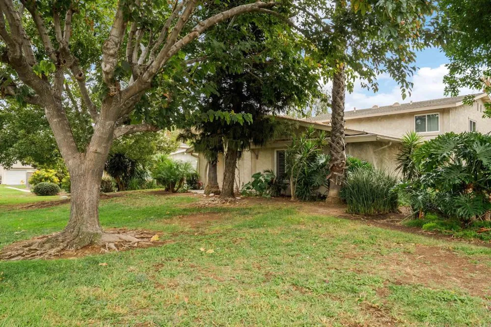 1313 Via Santiago #A Corona, CA 92882