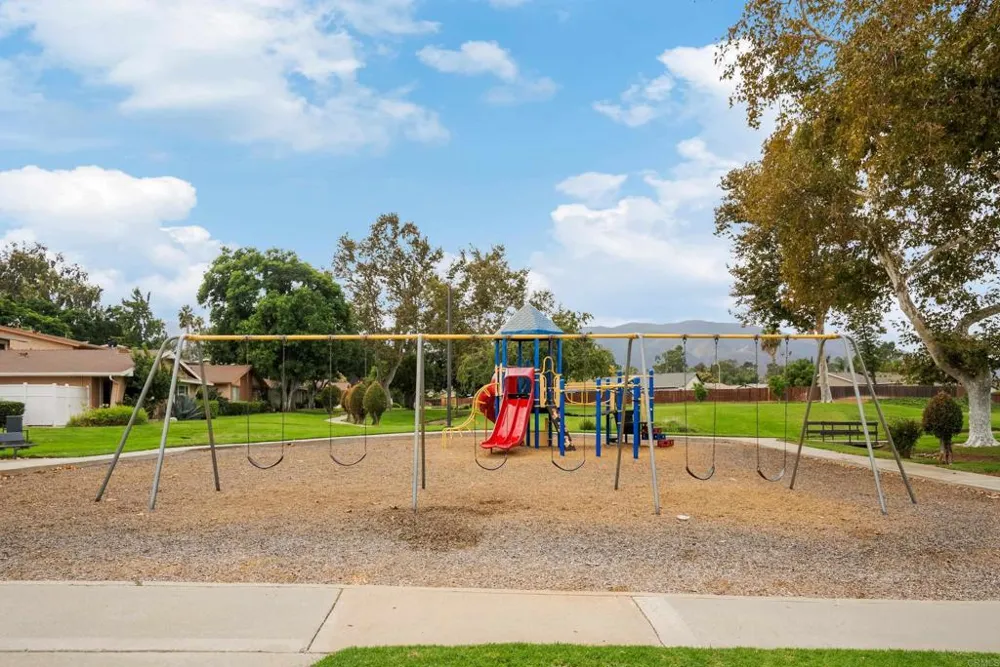 1313 Via Santiago #A Corona, CA 92882