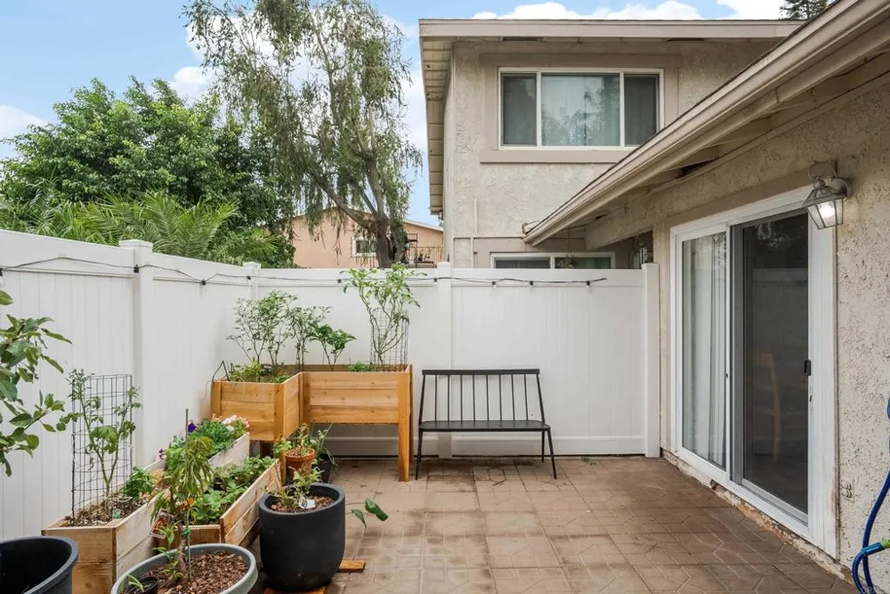 1313 Via Santiago #A Corona, CA 92882