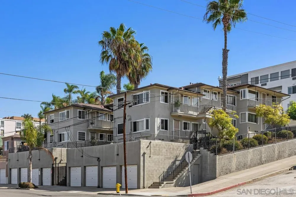 2301 Brant Street San Diego, CA 92101