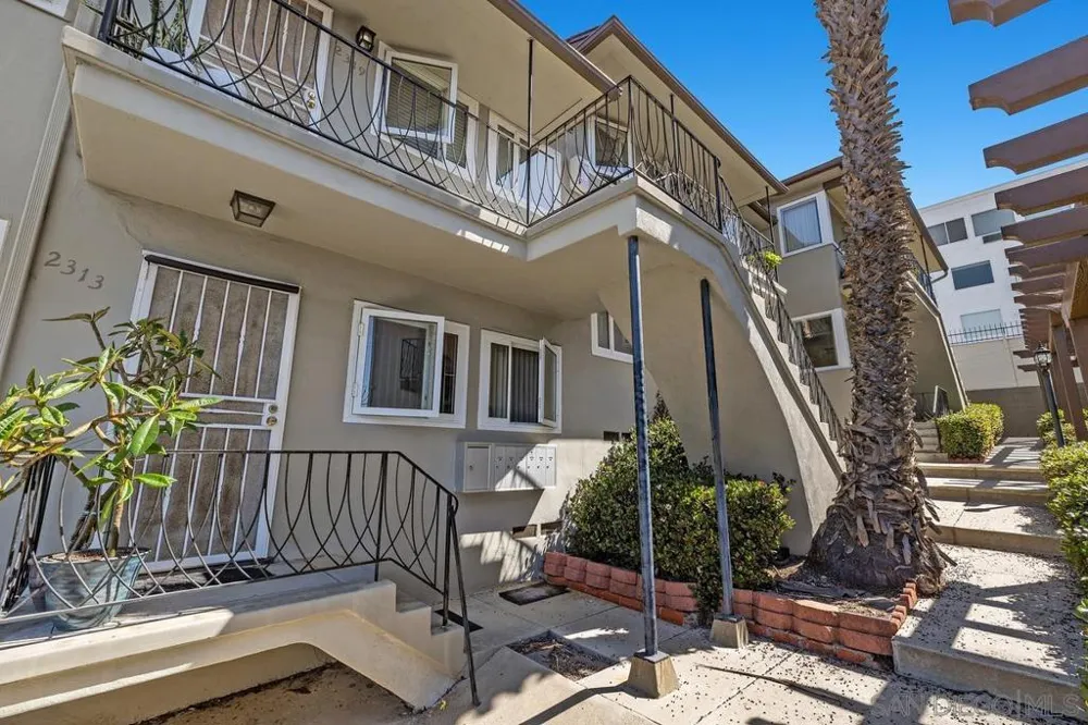2301 Brant Street San Diego, CA 92101