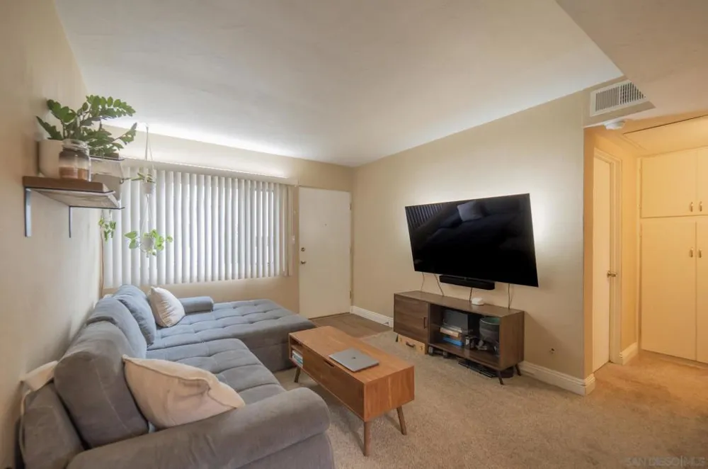 2301 Brant Street San Diego, CA 92101