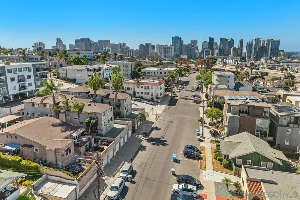 2301 Brant Street San Diego, CA 92101