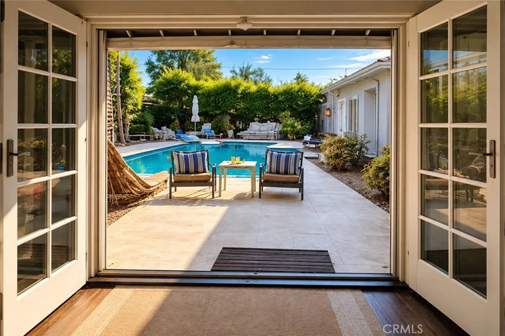 6254 Agnes Avenue North Hollywood, CA 91606