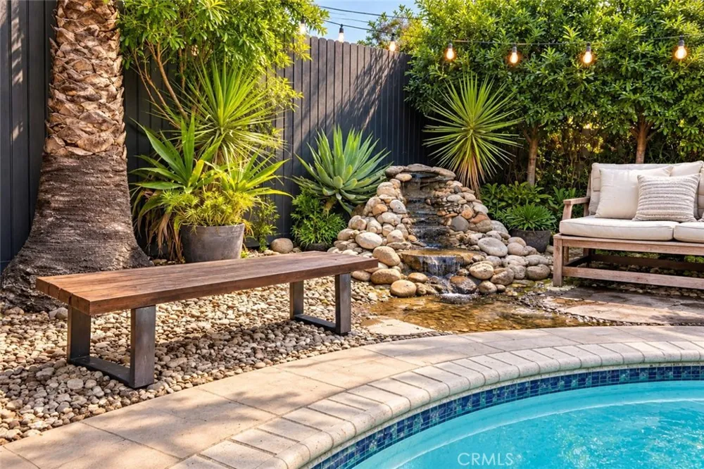 6254 Agnes Avenue North Hollywood, CA 91606