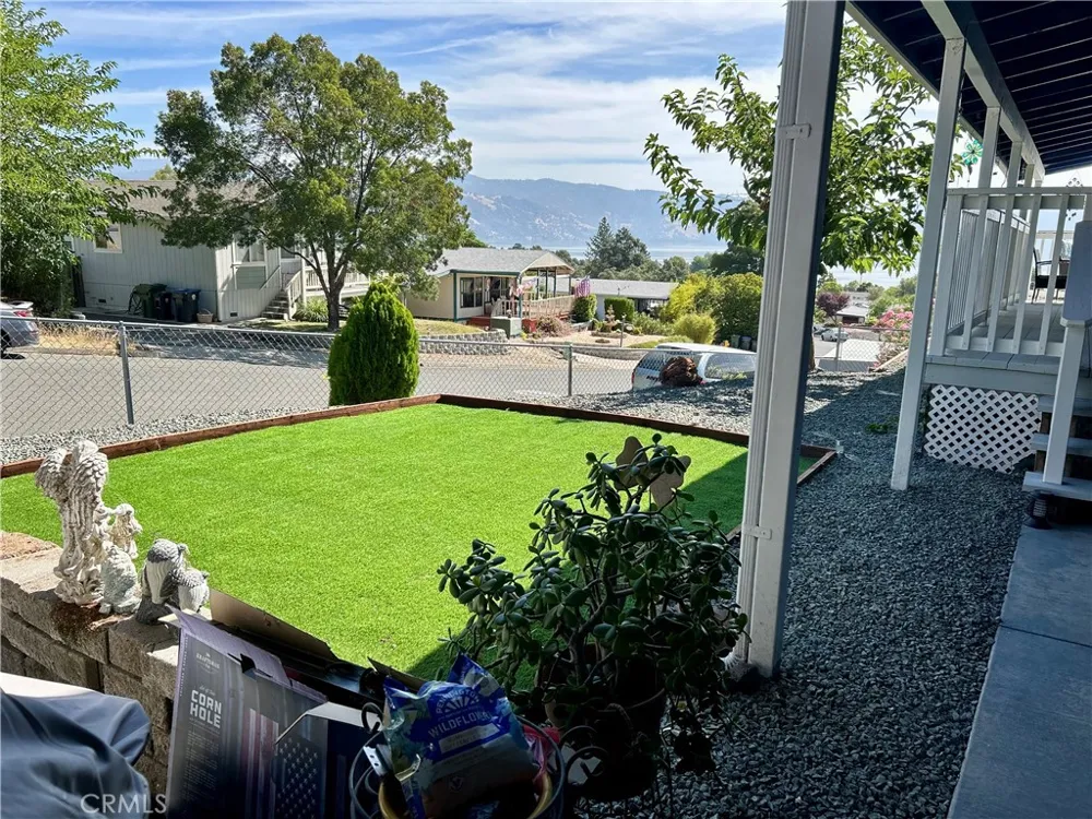 475 Walnut Lakeport, CA 95453
