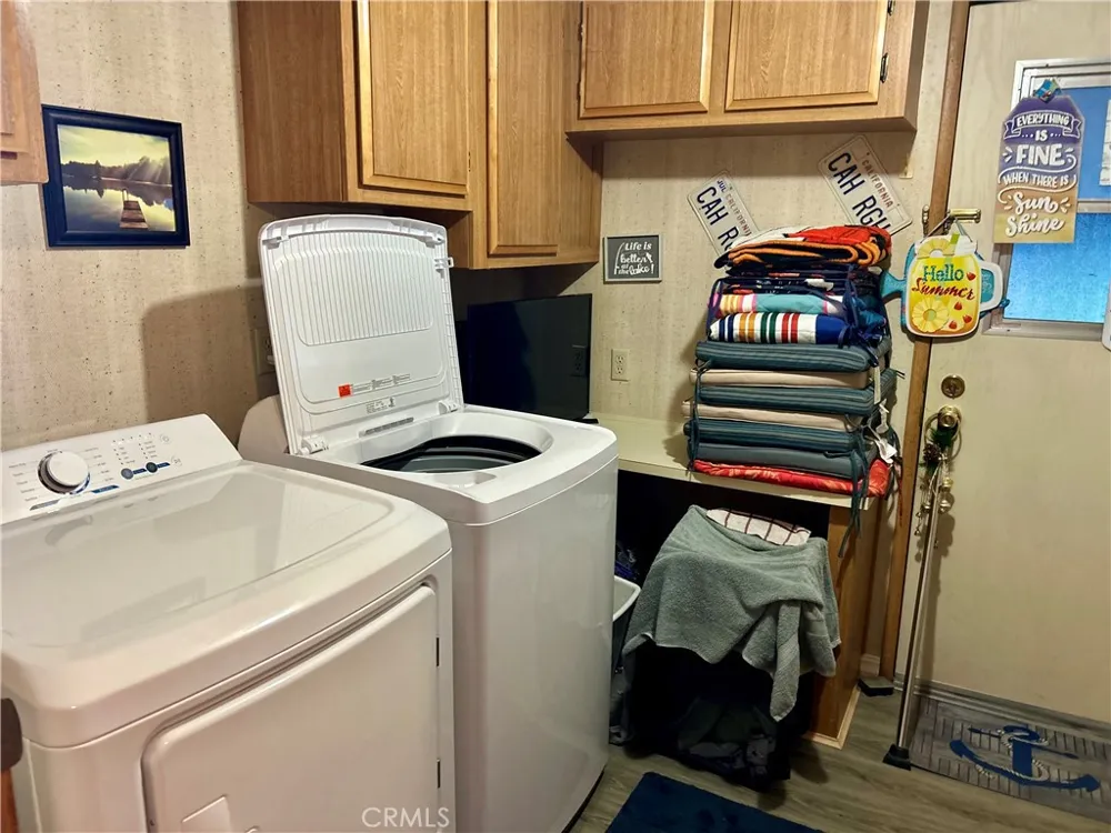 475 Walnut Lakeport, CA 95453