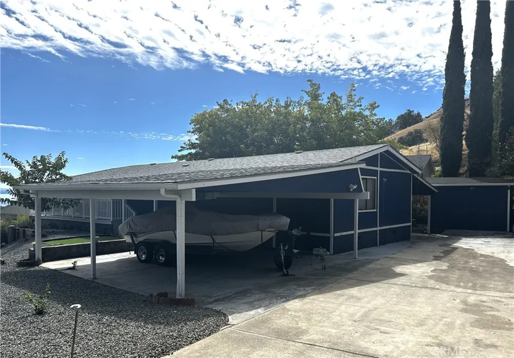 475 Walnut Lakeport, CA 95453