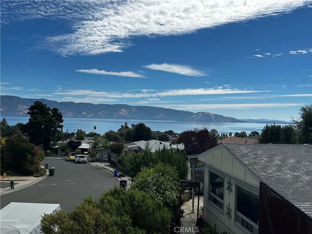 475 Walnut Lakeport, CA 95453