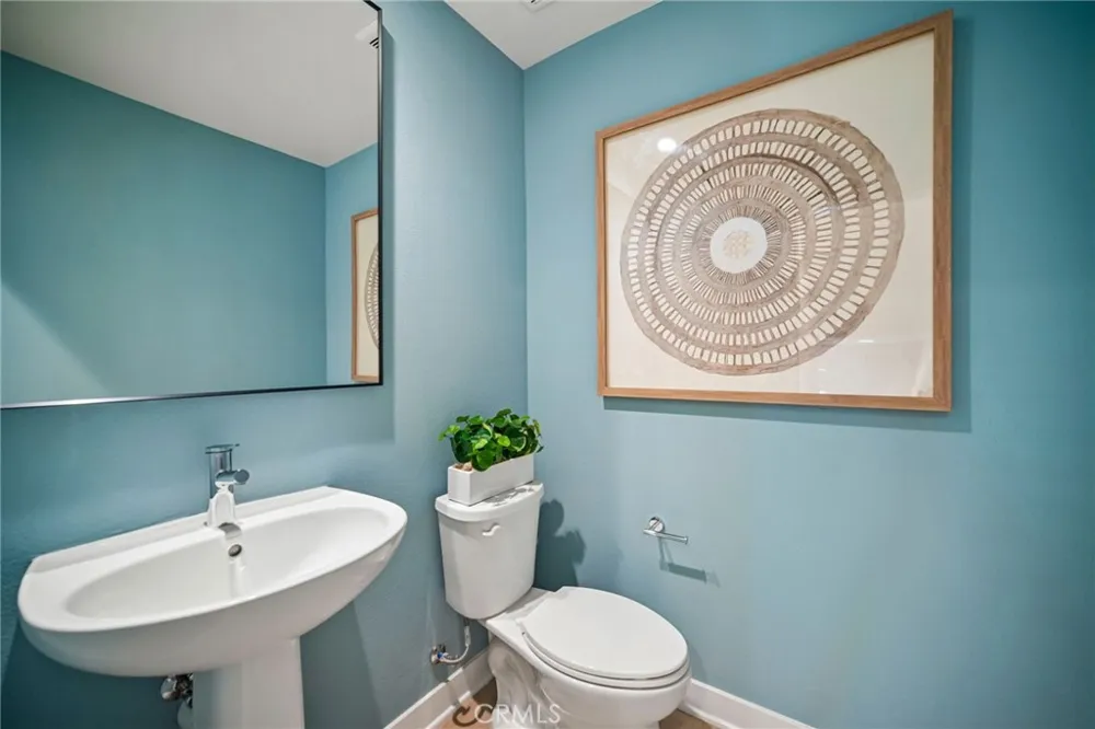 5871 Maplewood Lane #4 Simi Valley, CA 93063