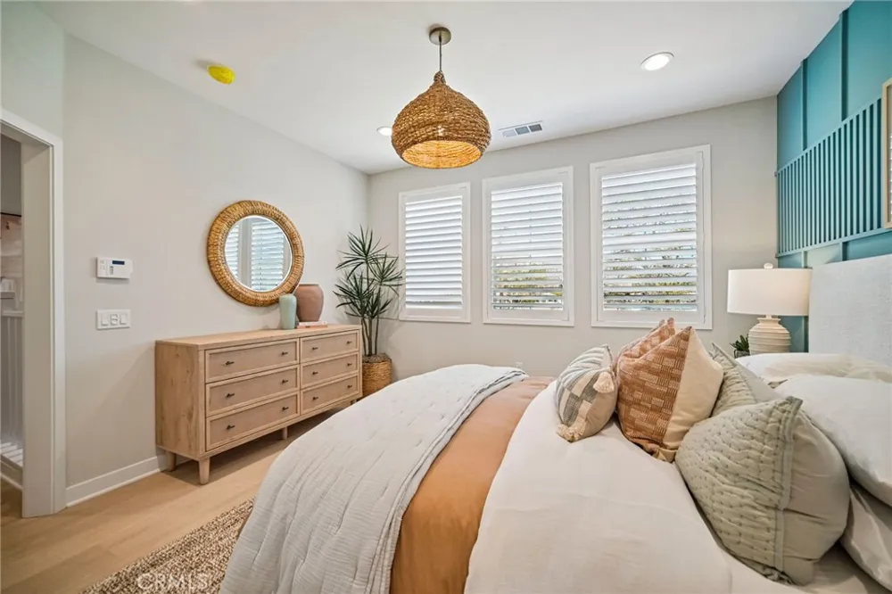5871 Maplewood Lane #4 Simi Valley, CA 93063