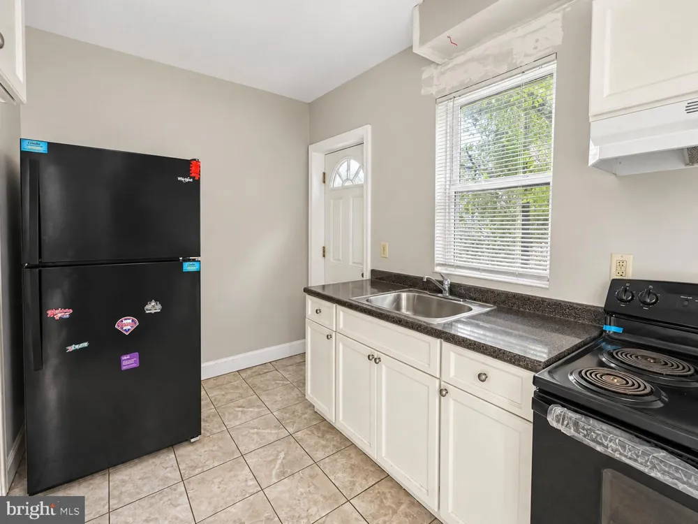5548 SANSOM STREET Philadelphia, PA 19139