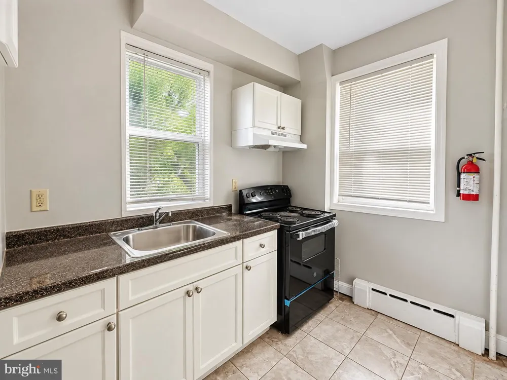 5548 SANSOM STREET Philadelphia, PA 19139