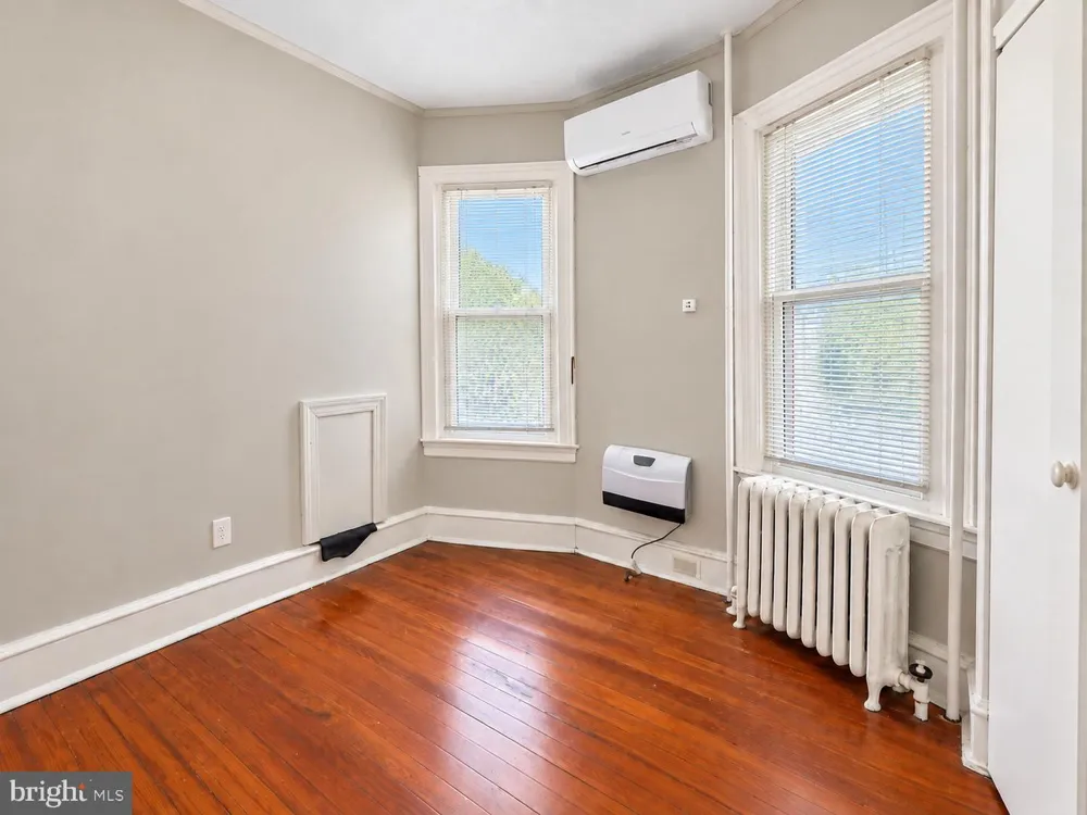 5548 SANSOM STREET Philadelphia, PA 19139