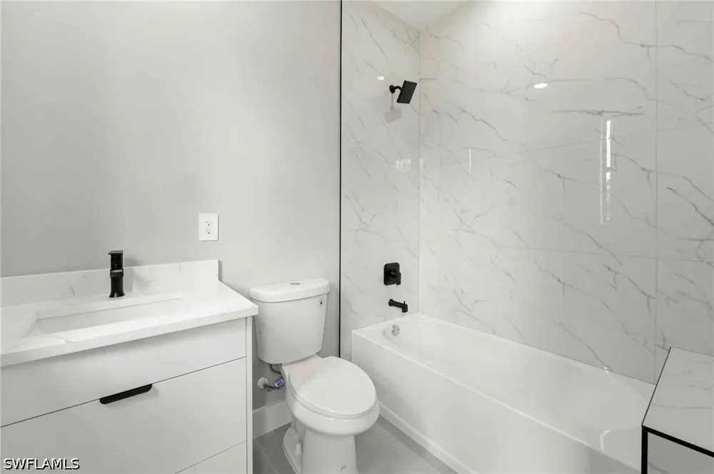 4th Street NW Naples, FL 34120