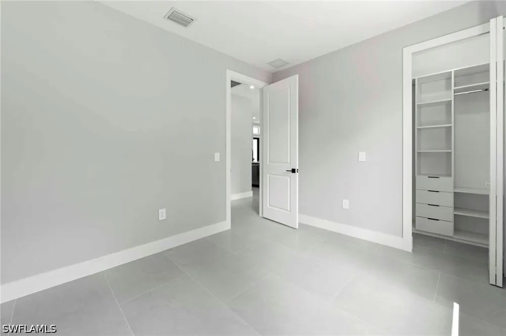 4th Street NW Naples, FL 34120