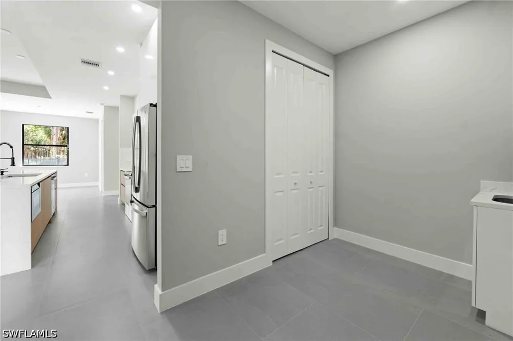 4th Street NW Naples, FL 34120