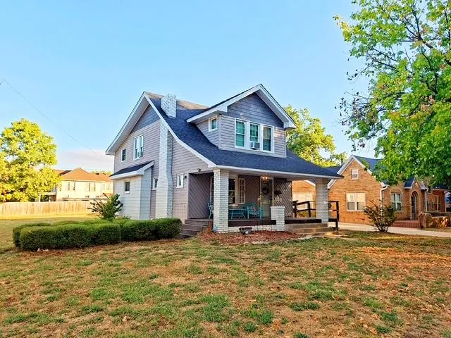 500 Hinckley Street Holdenville, OK 74848