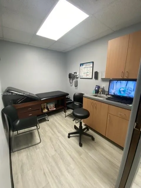 1601 Palm Ave #101 Pembroke Pines, FL 33026