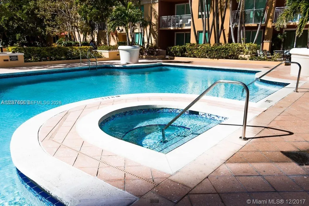7350 SW 89th St #1411S Miami, FL 33156