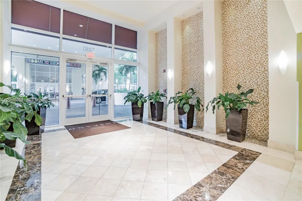 7350 SW 89th St #1411S Miami, FL 33156