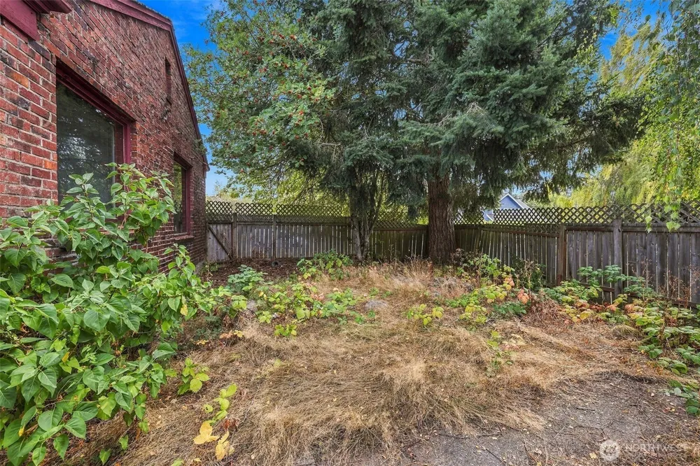 3504 Monroe Street Tacoma, WA 98407