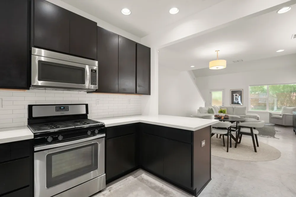 5616 S 1st Street #18 Austin, TX 78745
