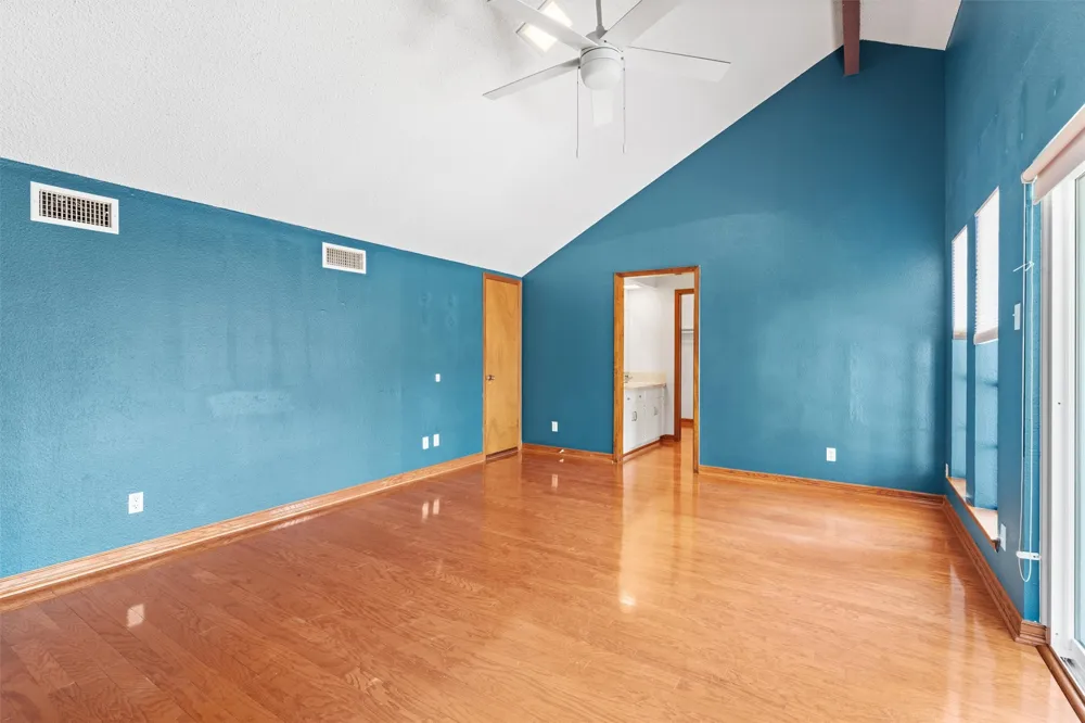1813 Cedar Ridge Drive Austin, TX 78741