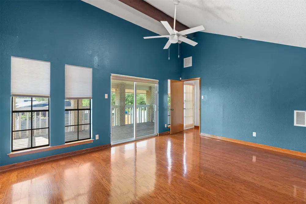 1813 Cedar Ridge Drive Austin, TX 78741