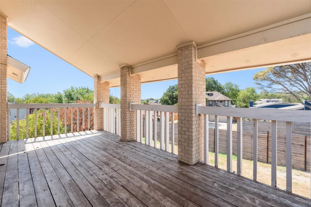 1813 Cedar Ridge Drive Austin, TX 78741