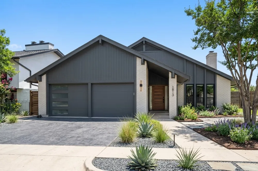1813 Cedar Ridge Drive Austin, TX 78741