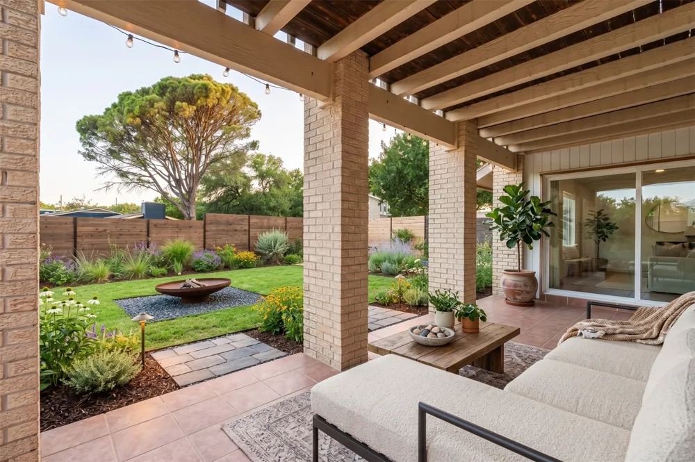 1813 Cedar Ridge Drive Austin, TX 78741