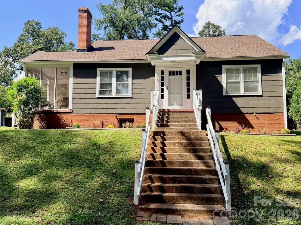 130 School Drive Spartanburg, SC 29301