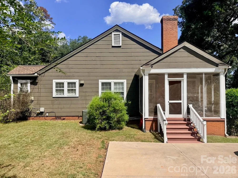 130 School Drive Spartanburg, SC 29301