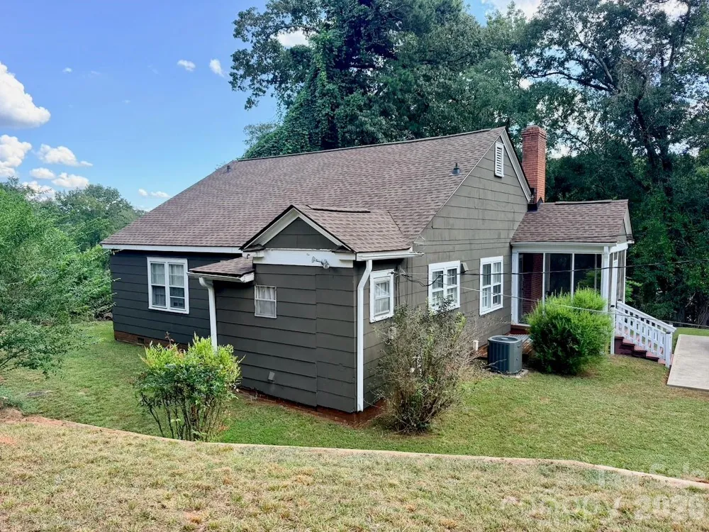 130 School Drive Spartanburg, SC 29301