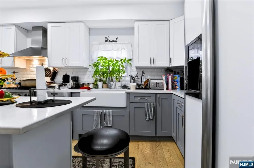 649 30th Street Paterson, NJ 07513