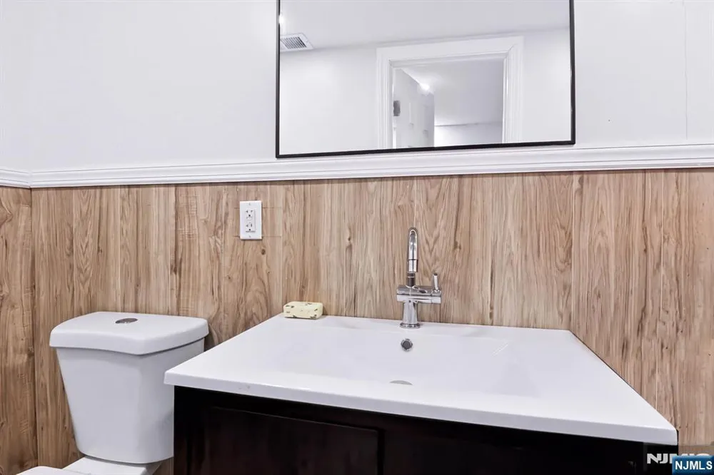 649 30th Street Paterson, NJ 07513