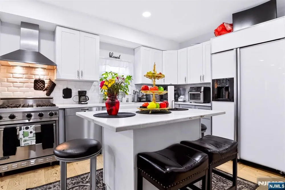 649 30th Street Paterson, NJ 07513
