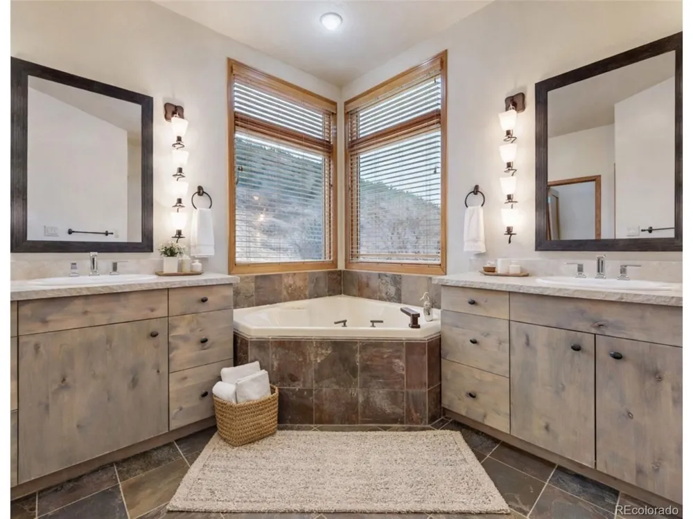 4777 Ponderosa Trail Littleton, CO 80125