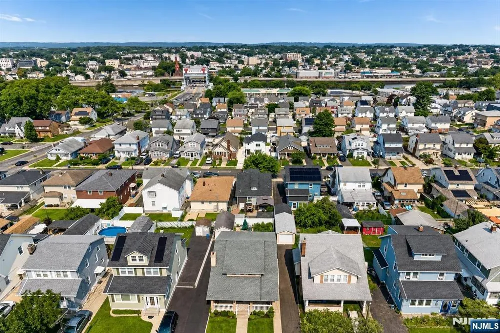 22 William Street North Arlington, NJ 07031