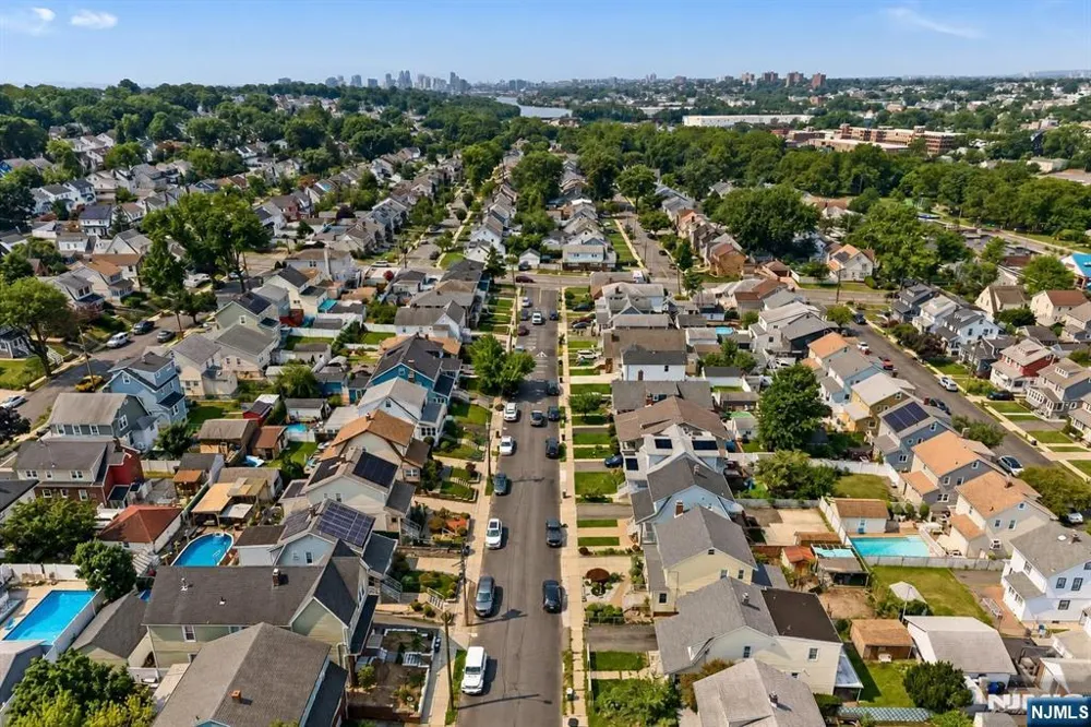 22 William Street North Arlington, NJ 07031