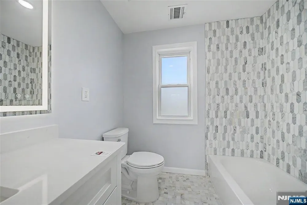 699 Bloomfield Avenue Clifton, NJ 07012